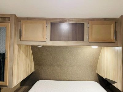 2019 Coachmen RV Catalina Legacy - Photo 35