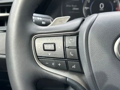 2024 Lexus ES - Photo 21