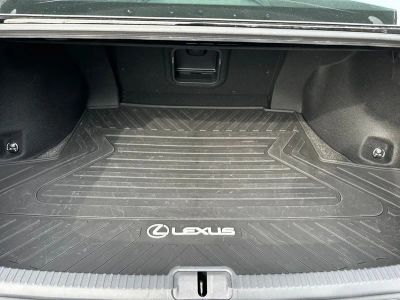 2024 Lexus ES - Photo 31