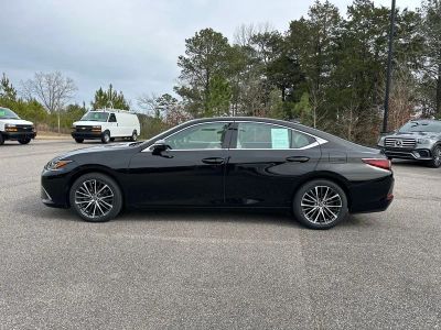 2024 Lexus ES - Photo 7