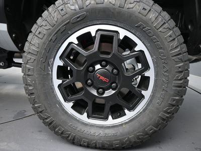 2025 Toyota Tacoma i-FORCE MAX TRD Off-Road i-FORCE MAX Truck Double Cab - Photo 14