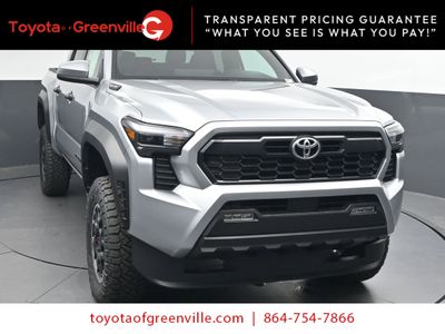 2025 Toyota Tacoma i-FORCE MAX TRD Off-Road i-FORCE MAX Truck Double Cab - Photo 3