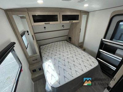 2026 Grand Design Imagine - Photo 18