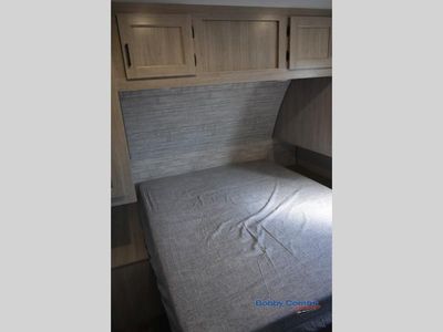 2024 Coachmen RV Catalina Legacy Edition - Photo 12