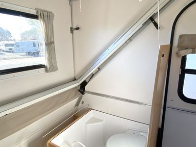 2022 Aliner LXE — photo 10 view
