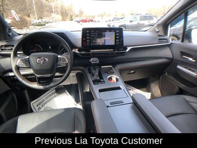 2021 Toyota Sienna XSE - Photo 16