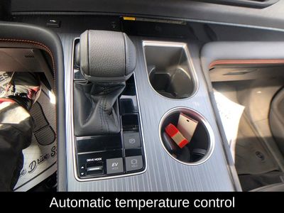 2021 Toyota Sienna XSE - Photo 27