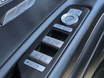 2025 Genesis GV80 - Photo 25