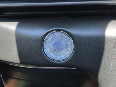 2025 Genesis GV80 - Photo 30