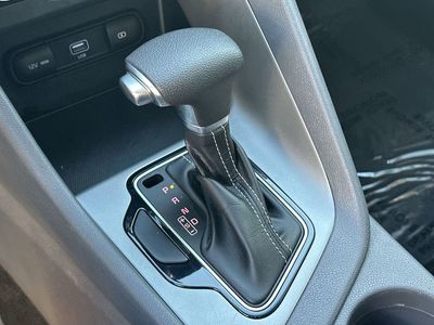 2022 Kia Niro - Photo 19