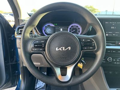 2022 Kia Niro - Photo 11