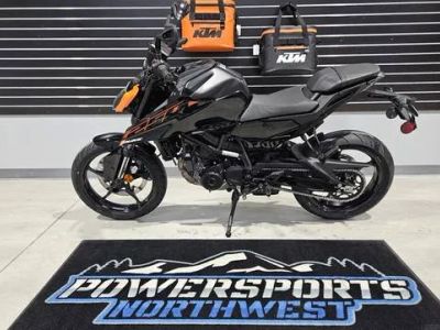 2026 KTM 250 Duke — front three-quarter view