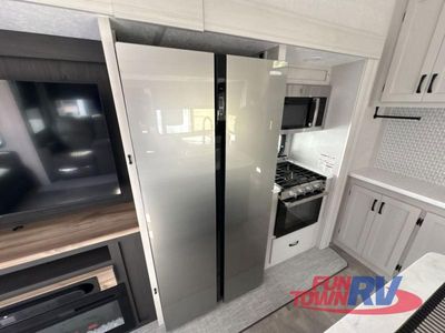 2026 Coachmen RV Chaparral - Photo 24