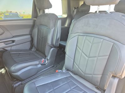 2027 Kia Telluride Hybrid — photo 18 view