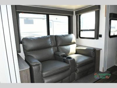 2023 Keystone RV Cougar — photo 25 view