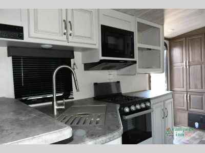 2023 Keystone RV Cougar — photo 15 view