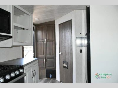 2023 Keystone RV Cougar — photo 17 view