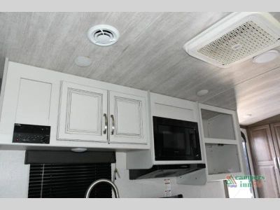 2023 Keystone RV Cougar — photo 16 view