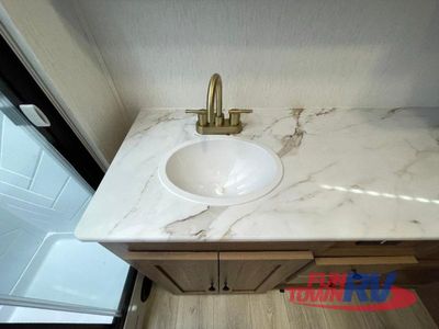2026 Coachmen RV Apex Ultra-Lite - Photo 24