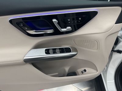 2026 Mercedes-Benz GLC - Photo 11