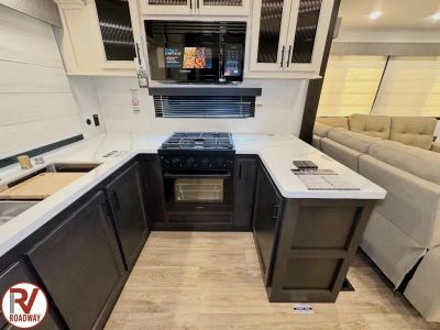 2027 Forest River RV Sabre — photo 18 view