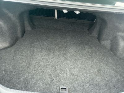 2014 Toyota Camry - Photo 17