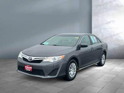 2014 Toyota Camry - Photo 1