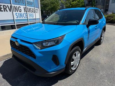 2020 Toyota RAV4 - Photo 9