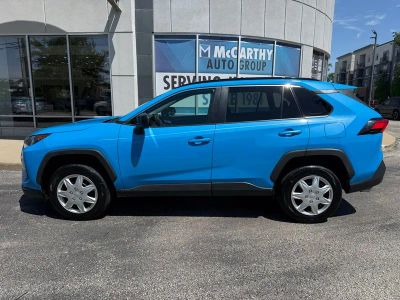 2020 Toyota RAV4 - Photo 2