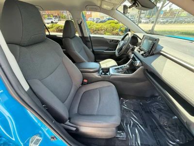 2020 Toyota RAV4 - Photo 40