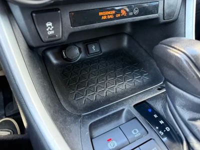 2020 Toyota RAV4 - Photo 24
