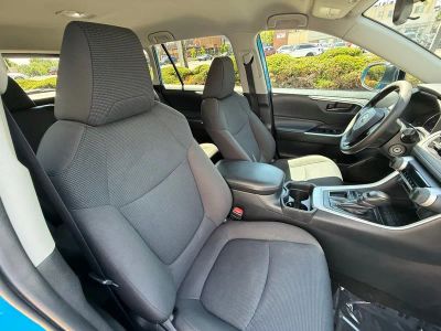 2020 Toyota RAV4 - Photo 39