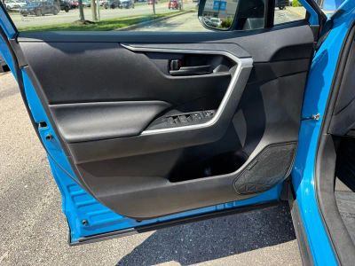 2020 Toyota RAV4 - Photo 16