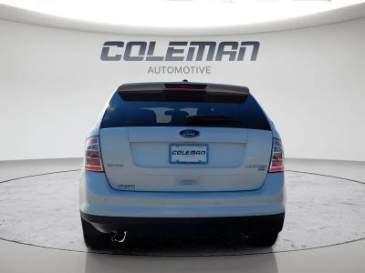 2010 Ford Edge — interior view