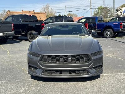 2026 Ford Mustang - Photo 2