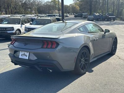2026 Ford Mustang - Photo 7