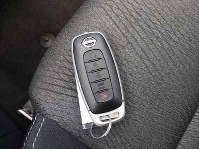 2025 Nissan Rogue — photo 15 view