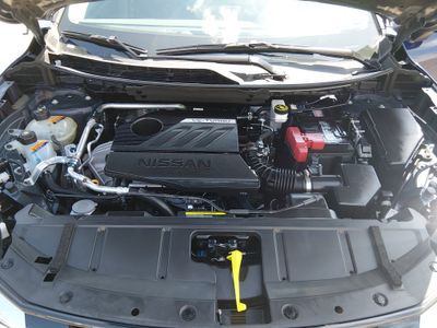 2025 Nissan Rogue — photo 9 view