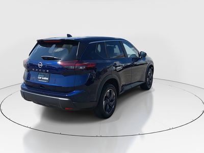 2025 Nissan Rogue — photo 7 view