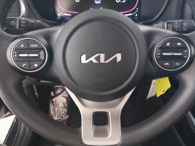 2024 Kia Soul - Photo 12