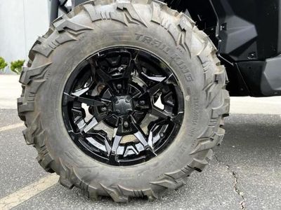 2026 Can-Am Commander MAX XT 700 - Photo 8