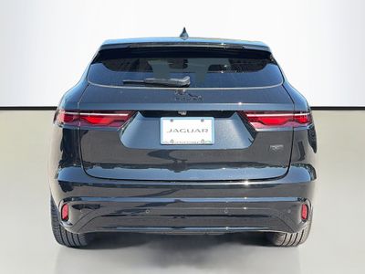 2026 Jaguar F-PACE - Photo 4