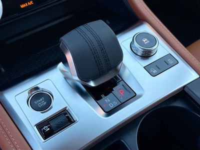 2026 Jaguar F-PACE - Photo 29