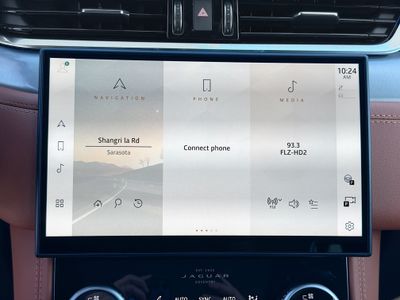 2026 Jaguar F-PACE - Photo 32