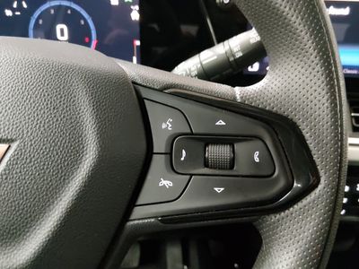2025 Chevrolet Trax - Photo 17
