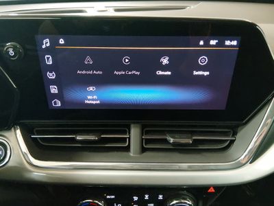 2025 Chevrolet Trax - Photo 19