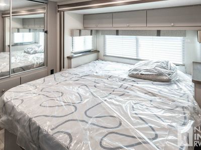 2025 Coachmen Freelander - Photo 12
