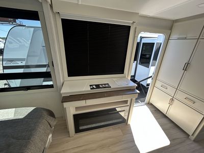 2026 Brinkley MODEL I - Photo 7