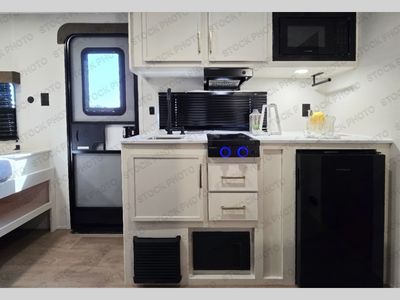 2026 Grand Design Transcend One - Photo 4