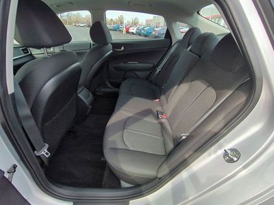 2020 Kia Optima - Photo 14